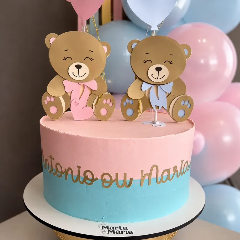 Bolo de chá de revelação rosa e azul com ursinhos e balões